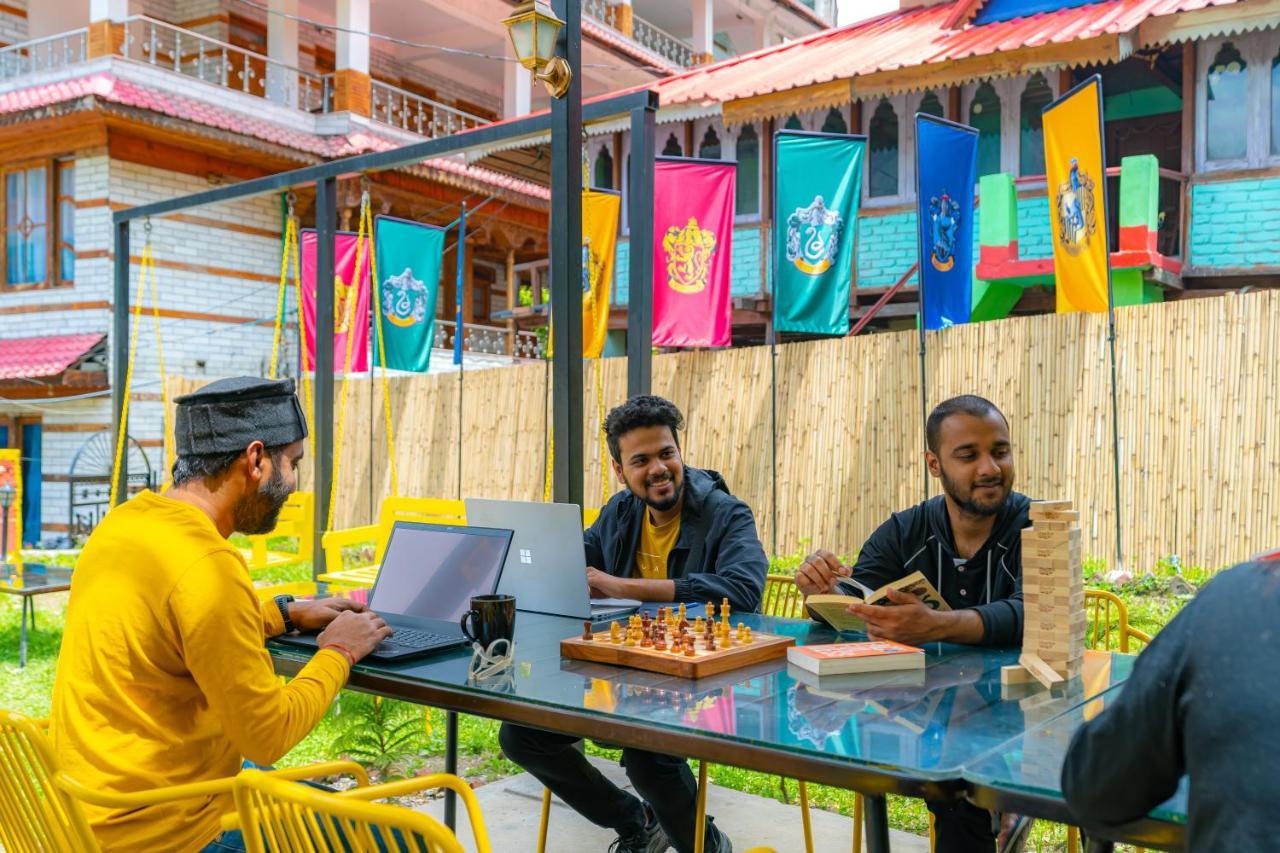 Whoopers Boutique Kasol Hostel Exterior foto