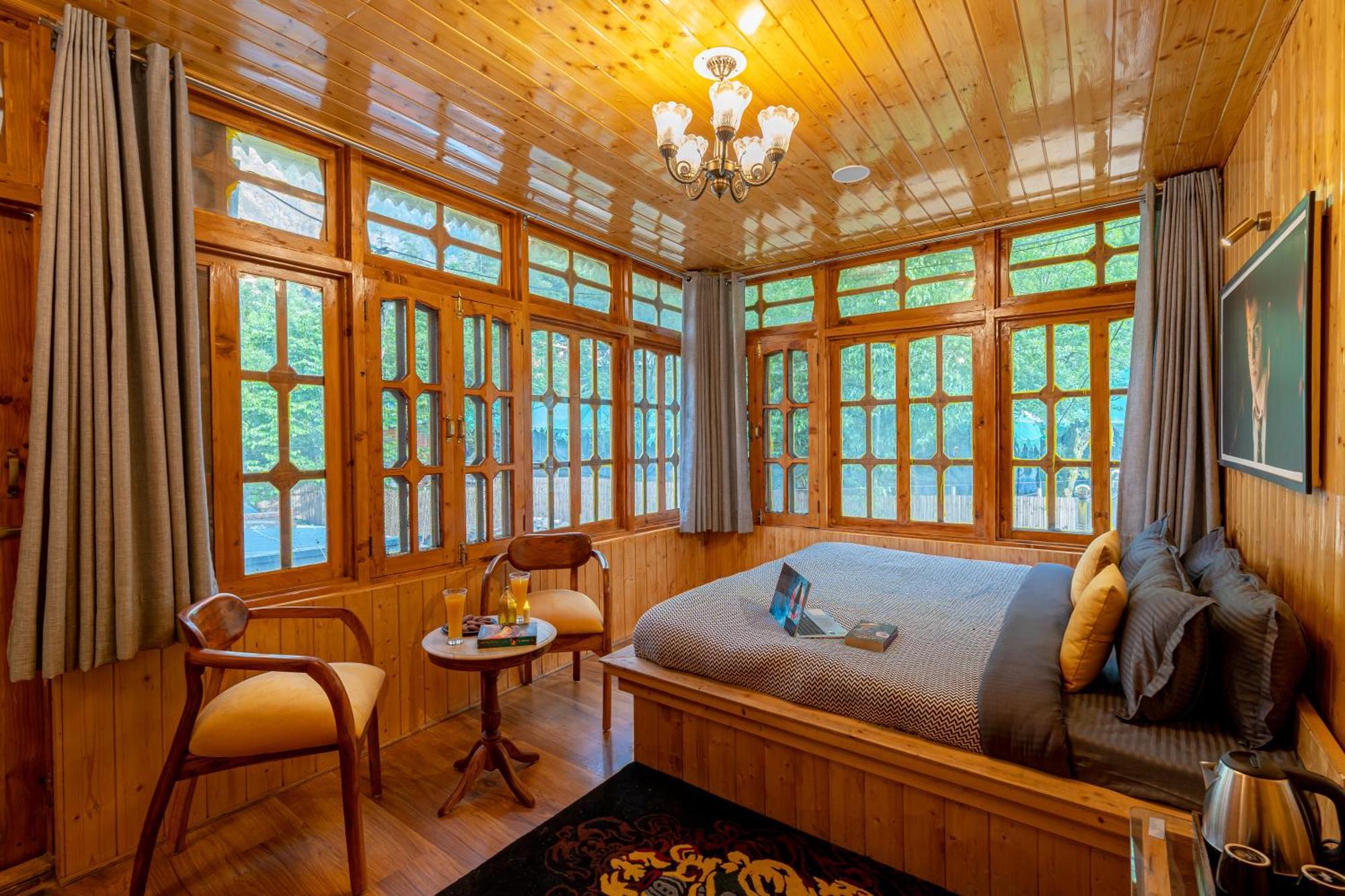 Whoopers Boutique Kasol Hostel Exterior foto