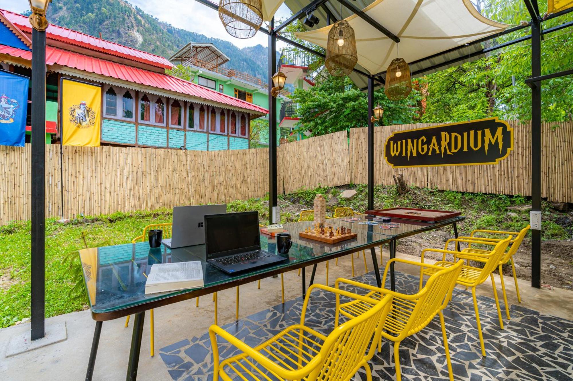 Whoopers Boutique Kasol Hostel Exterior foto