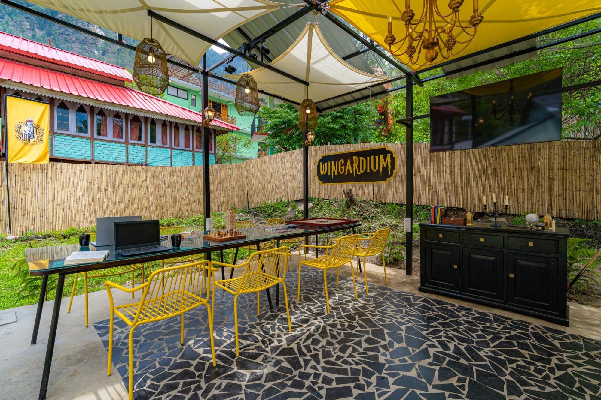 Whoopers Boutique Kasol Hostel Exterior foto