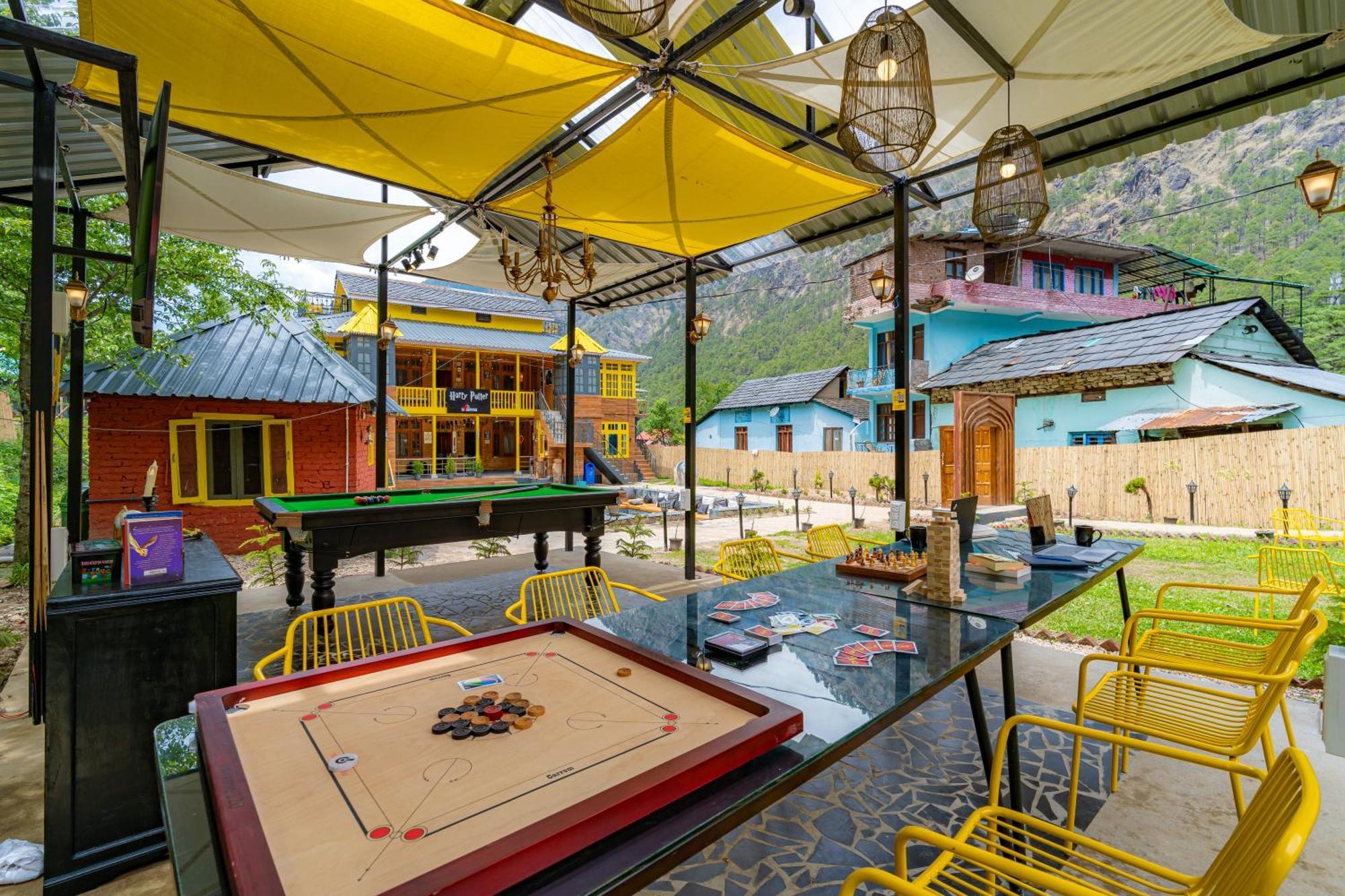 Whoopers Boutique Kasol Hostel Exterior foto